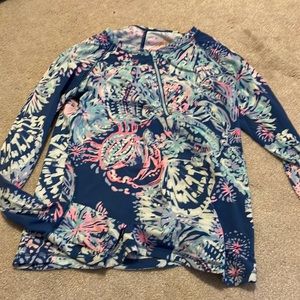 Lilly Pulitzer sun shirt rash guard with pockets and thumb holes small swim wear